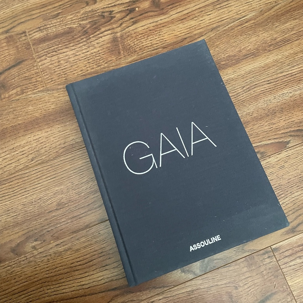 GAIA Assouline Guy la liberté coffee table book